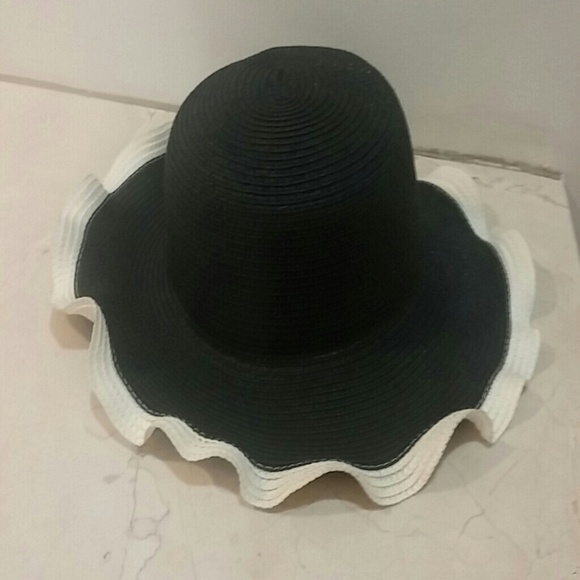 Hat - Picture 4 of 4