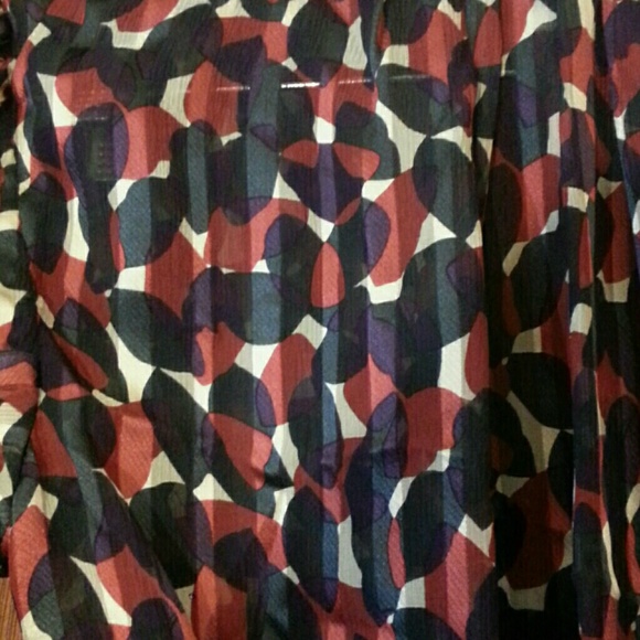 LOWEST - BCBG 100% Silk Elliptical Blouse X-SMALL - Picture 3 of 3