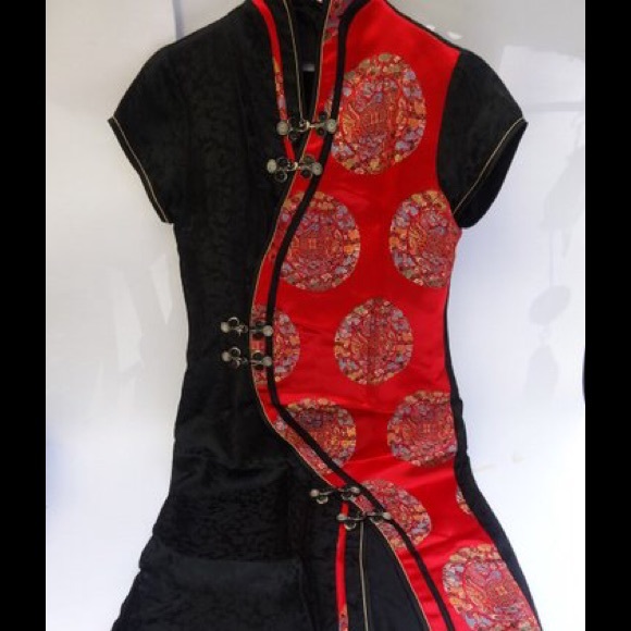 silk Chinese black and red front slit dress