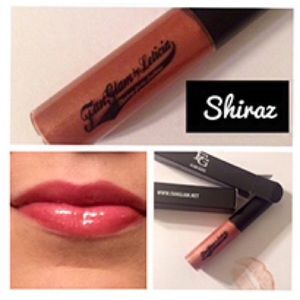 #FanGlamByLeticia #GlamGloss #Shiraz