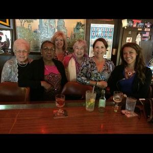 Meet your Posher, Laura