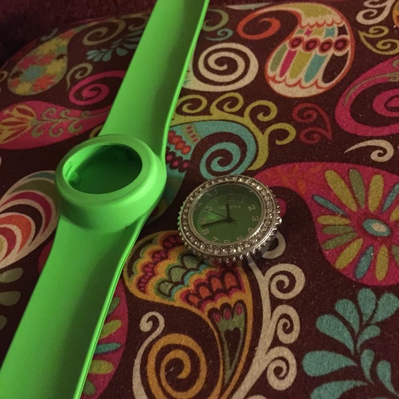 Watch⌚️⌚️ - Picture 2 of 3