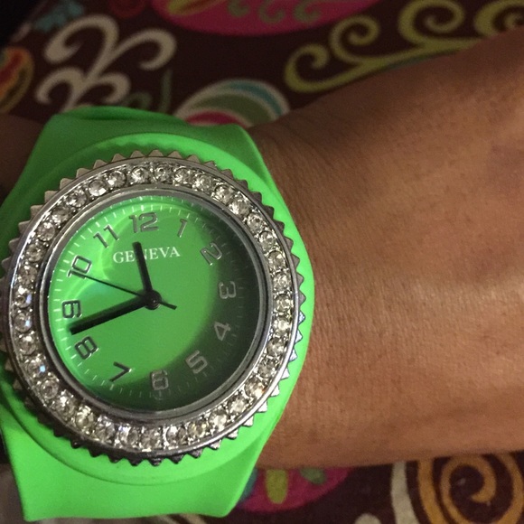 Watch⌚️⌚️ - Picture 3 of 3