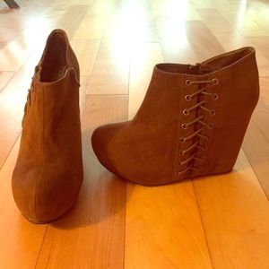 Brand New Pazzle size 8 booties brown suede