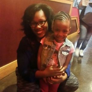 Meet your Posher, Jillian