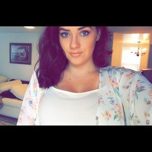 Meet your Posher, Brooke