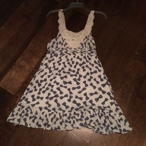 White and blue bow dress