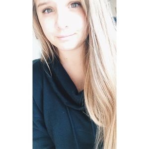 Meet your Posher, Mallory