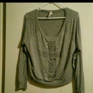 Grey cross top