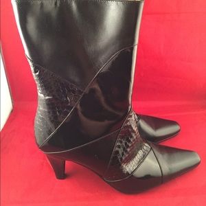 Brand New Bellini snake skin  ankle boots size 7