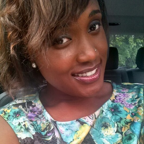 Meet your Posher, Jamila