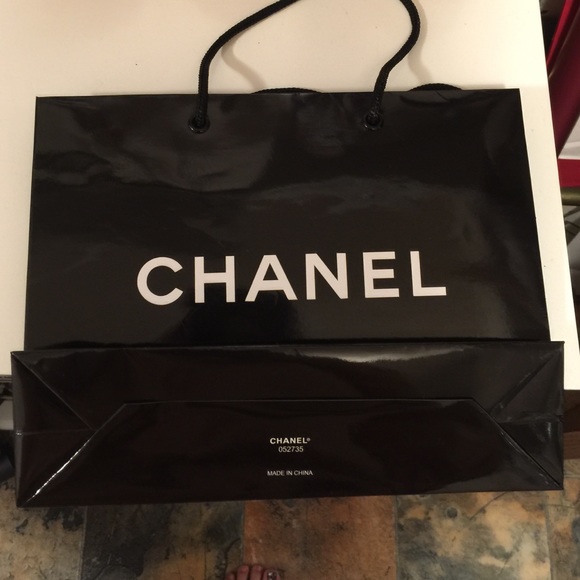 Chanel bag - Picture 2 of 3