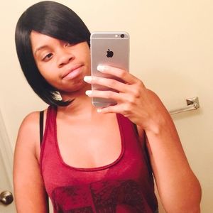 Meet your Posher, Annie