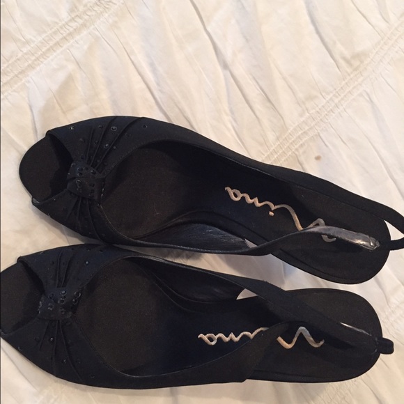 Black leather Nina heels - Picture 3 of 3