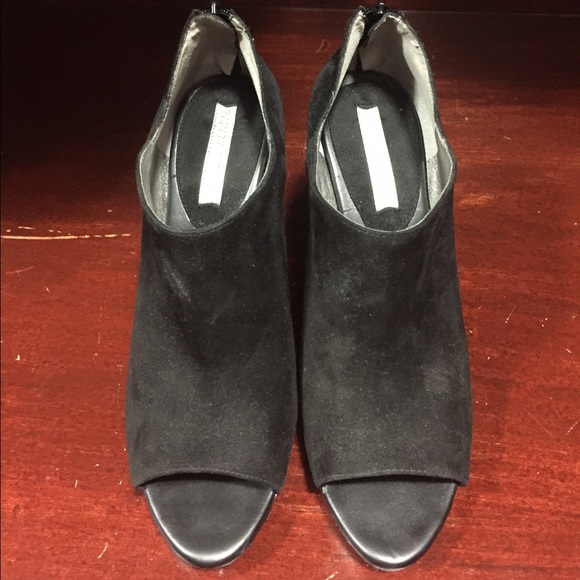 Banana Republic shoes