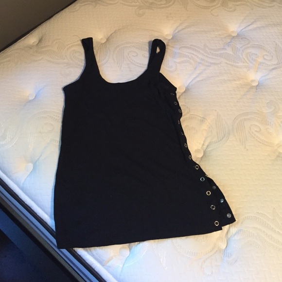 Fabletics tank top with snap up side detail.