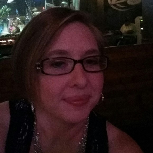 Meet your Posher, Elizabeth - Picture 1 of 1