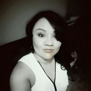 Meet your Posher, Becky