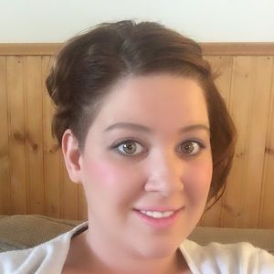 Meet your Posher, Andraya