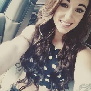 Meet your Posher, Carriell