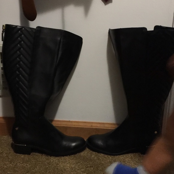 Calvin Klein riding boots - Picture 3 of 4
