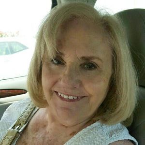 Meet your Posher, Carolyn