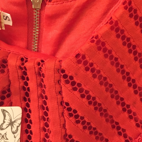Red Dress - Picture 3 of 4
