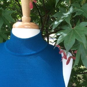 SALE💙Jones New York Mock Turtleneck