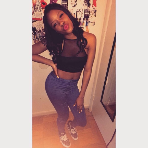 Meet your Posher, Kamiyah π
πΎππ½ - Picture 3 of 4