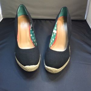 Merona Marguerite Closed Wedge Canvas Black 9 1/2