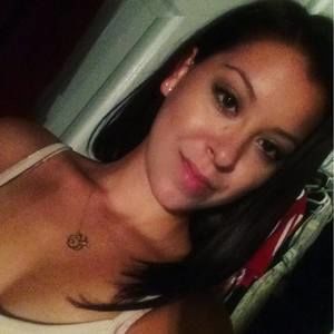 Meet your Posher, Claudia