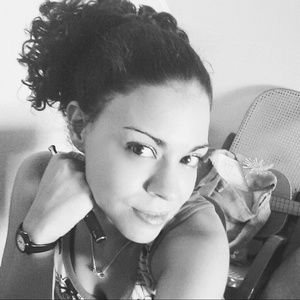 Meet your Posher, Paola