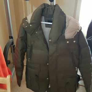 Mens Banana Republic  down coat