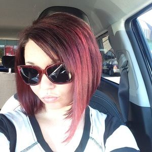 Meet your Posher, Crystal