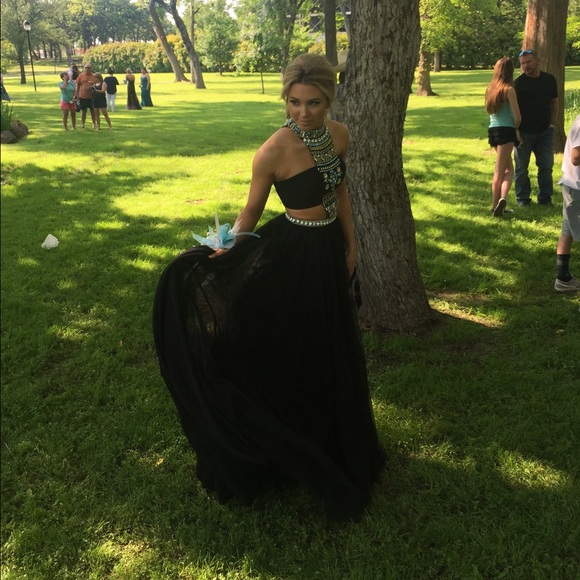 Sherri Hill prom dress