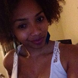 Meet your Posher, Victoria