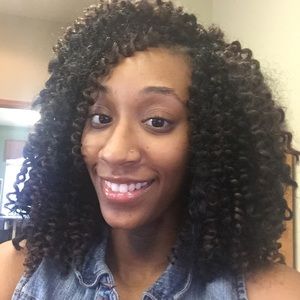 Meet your Posher, Crystal