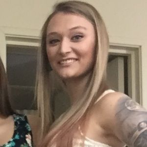 Meet your Posher, Alexandrea