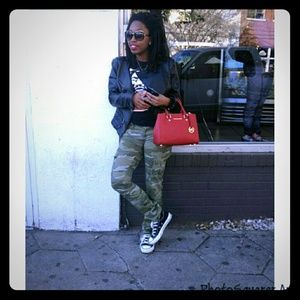 Meet Your Posher! !!