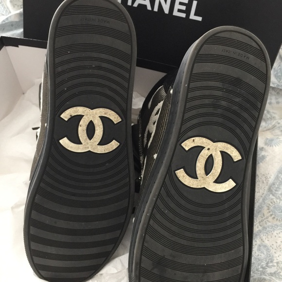 My Chanel sneakers 2015 purchased in NYC ! - Picture 2 of 4