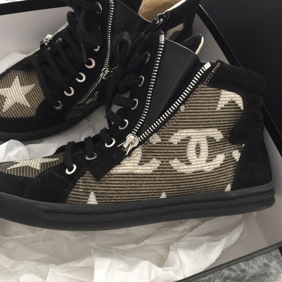 My Chanel sneakers 2015 purchased in NYC ! - Picture 3 of 4