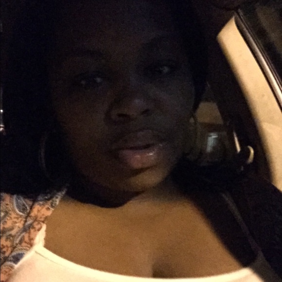 Meet your Posher, Brandi