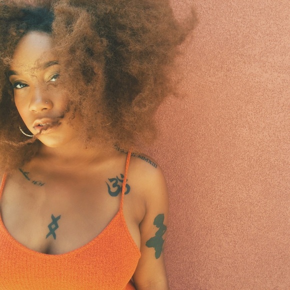 Meet your Posher, Sydney - Picture 2 of 2