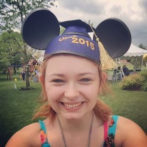 Meet your Posher, Holly