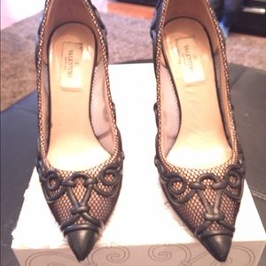 Valentino mesh pumps