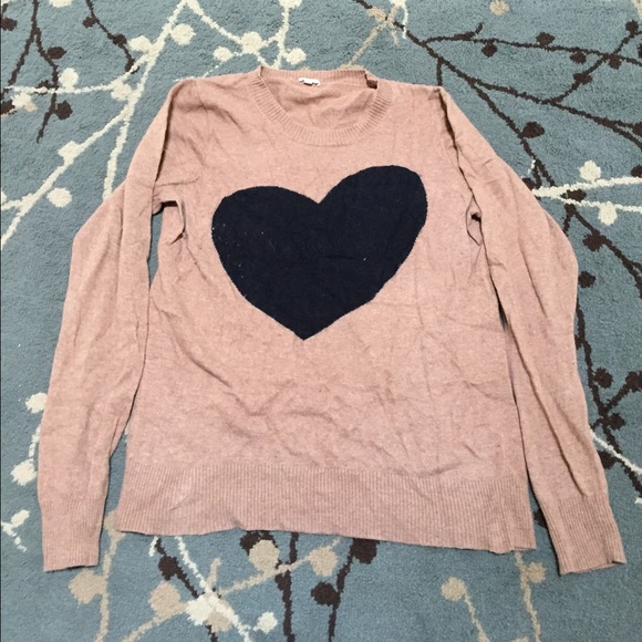 reѕerved jcrew нearт ѕweaтer