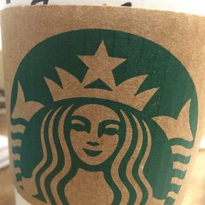 Meet your Posher, Hollianne