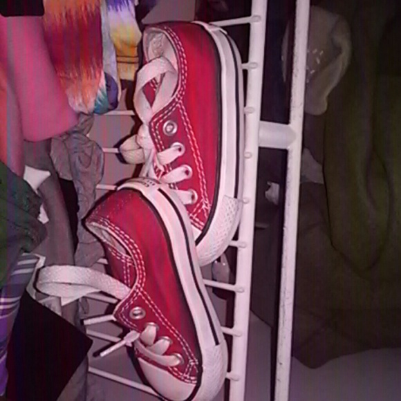 Red converse