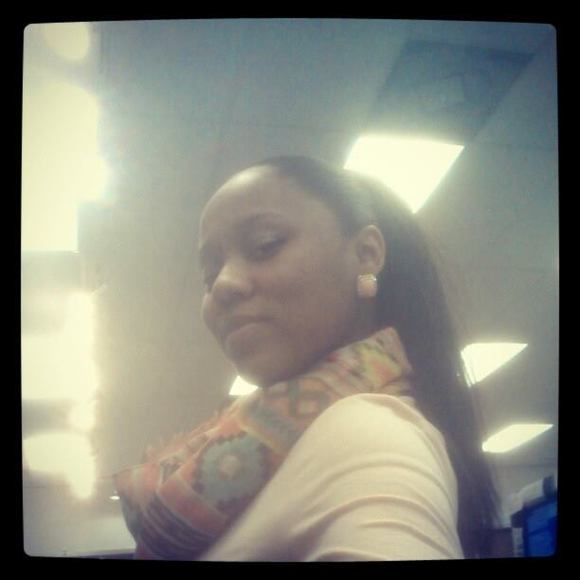 Meet your Posher, Patriceia - Picture 1 of 1