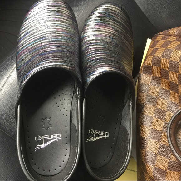 Danskos nurse shoes